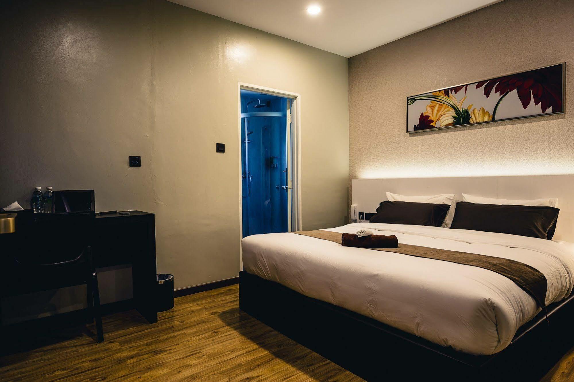 Golden Roof Hotel, Taiping Exterior photo